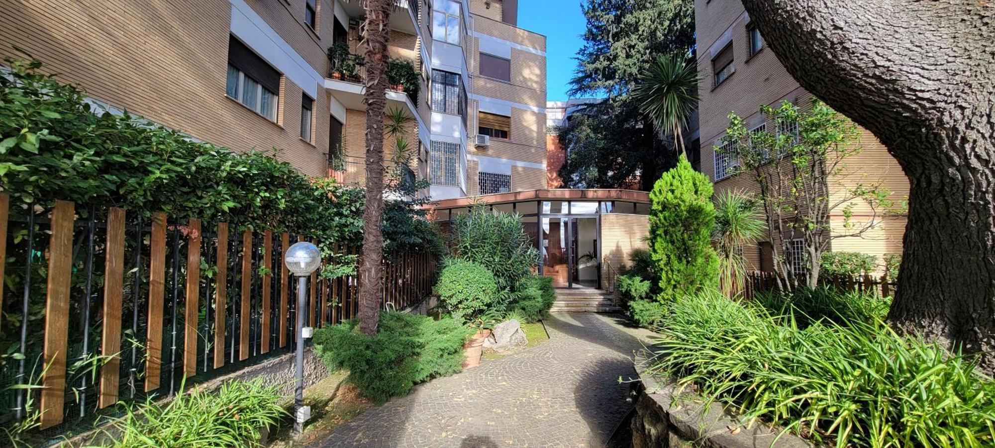 Bnb Rooms And Comfort Rome Exterior photo
